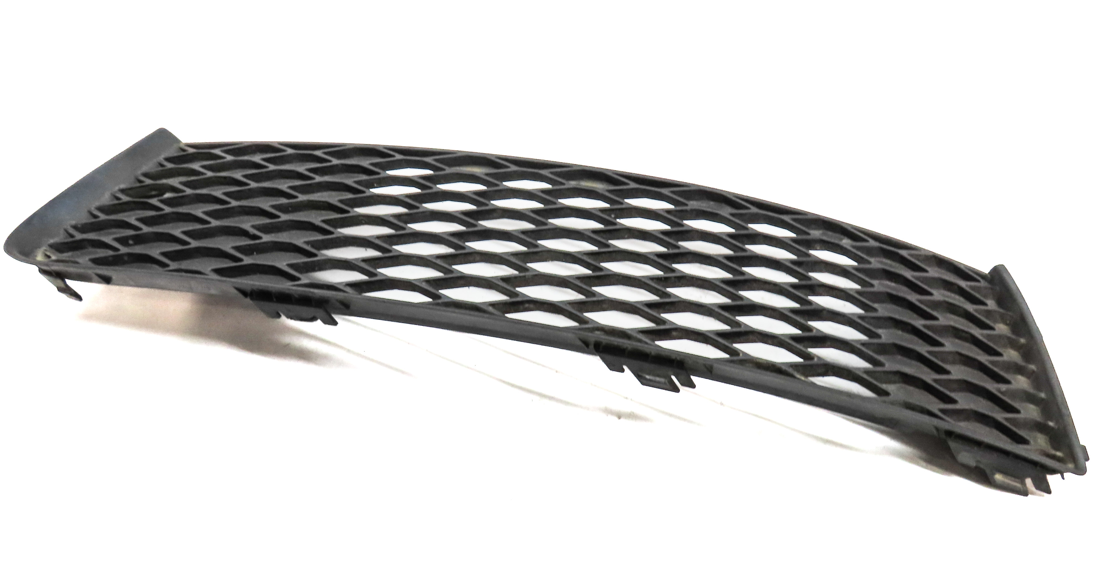 2015 AUDI Q7 (4L) FRONT LEFT DRIVER SIDE LOWER BUMPER GRILLE TRIM (BLACK) — exact item pictured